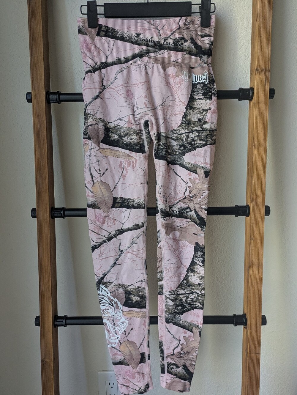 Darc Sport Women's Pink Camo Mauve Woodland Leggings - Size S